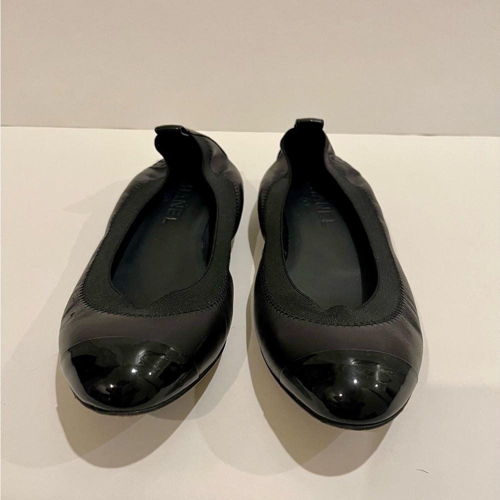 Chanel Black Ballet Flats 37.5